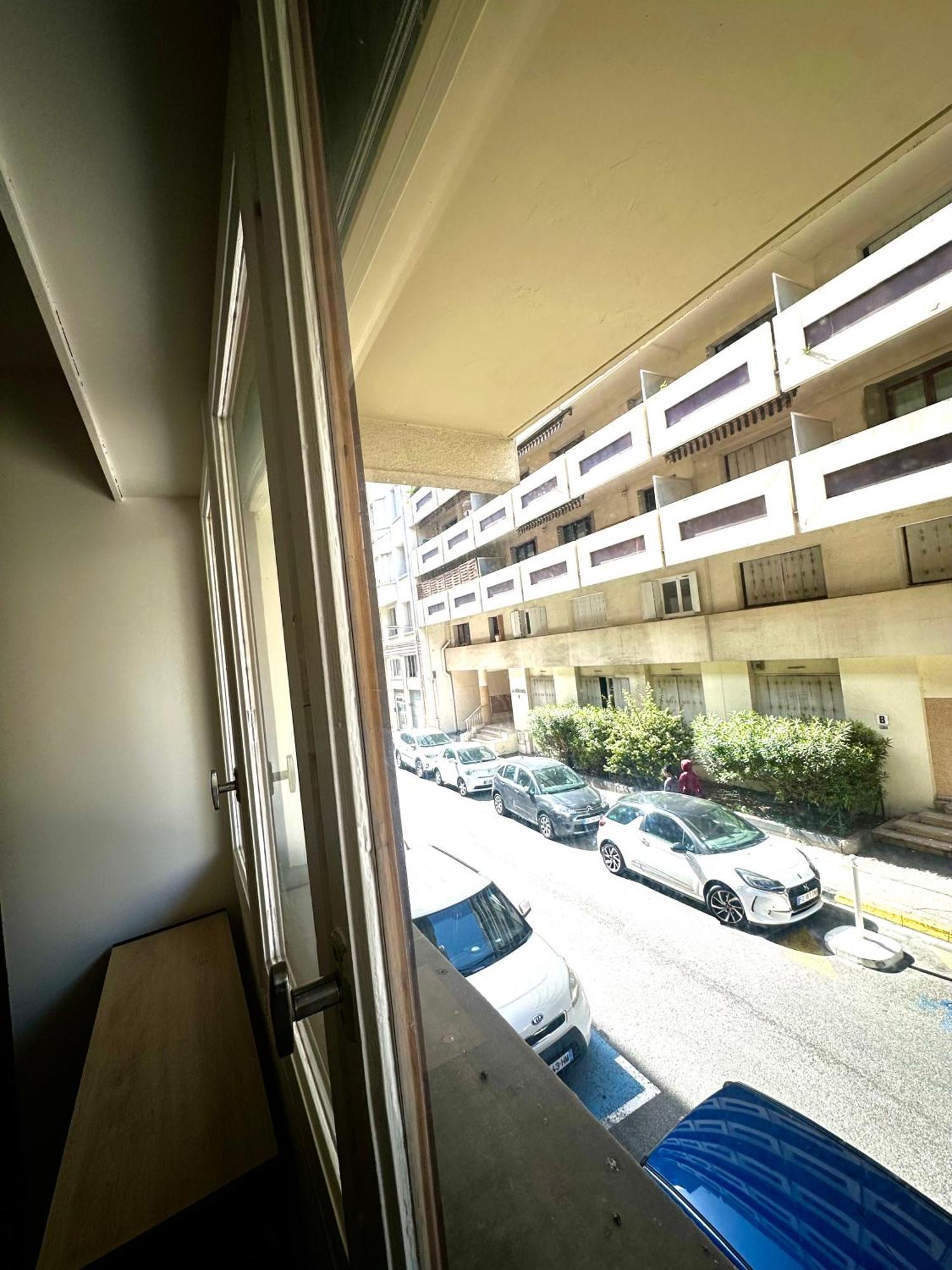 Magnifique Studio Lumineux Et Confortable Au Coeur Du Centre-Ville De Toulon Kültér fotó